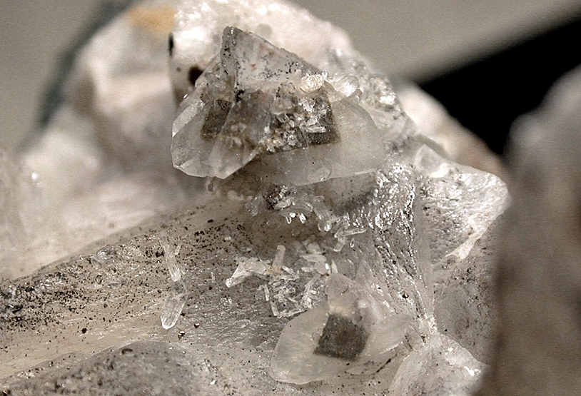 Calcite, barytine et pyrite.2